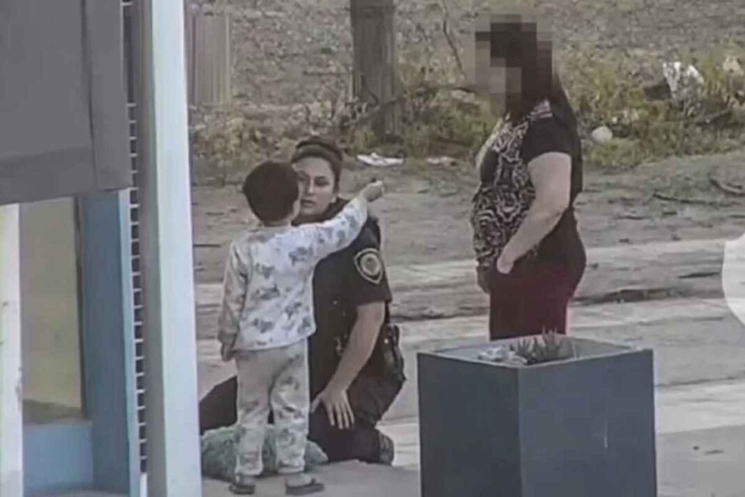 encontraron-a-un-nene-de-tres-anos-caminando-solo-por-una-plaza-de-cordoba