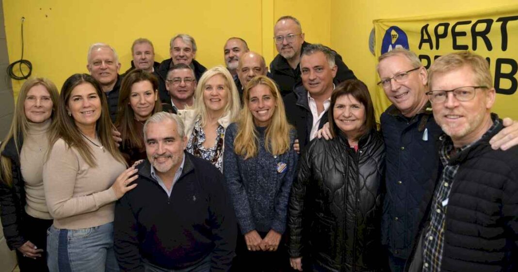 inminente-fusion-entre-el-pro-de-bullrich-y-la-libertad-avanza-en-provincia-para-exponer-al-macrismo