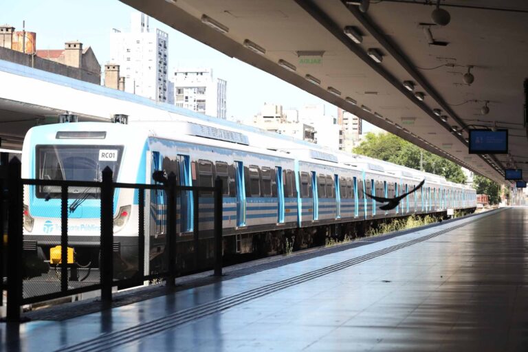 Sin trenes: a qué hora empieza el paro de transporte mañana 18 de diciembre