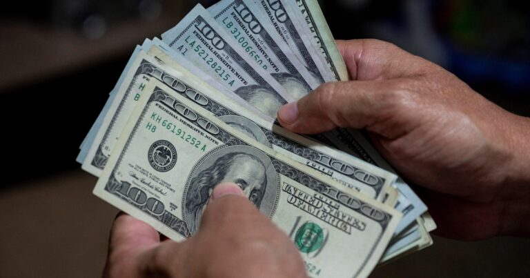 Dólar ahorro hoy: a cuánto cotiza este lunes 13 de enero