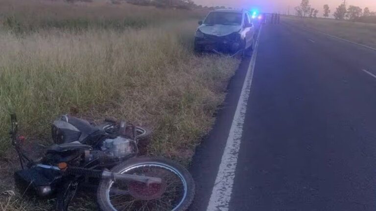 Tragedia en Chaco: manejaba una moto alcoholizado, chocó en la ruta y murió su hija