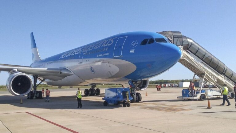 Aerolíneas Argentinas relanzó su servicio de Courier desde Miami