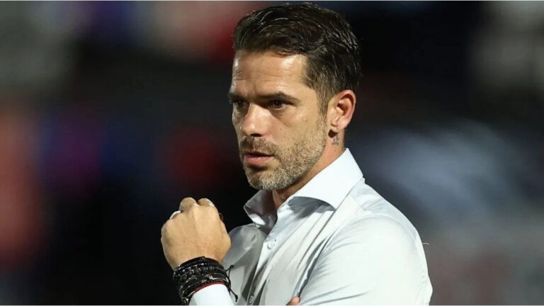 Tras el penal errado, Gago dejó afuera a Velasco: el motivo