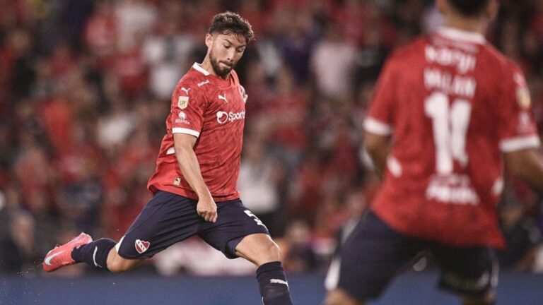 El motor de Independiente: el tremendo récord que ostenta Felipe Loyola