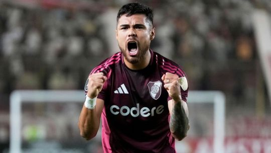 El detalle antirreglamentario que nadie notó en el gol de Paulo Díaz que le dio el triunfo River