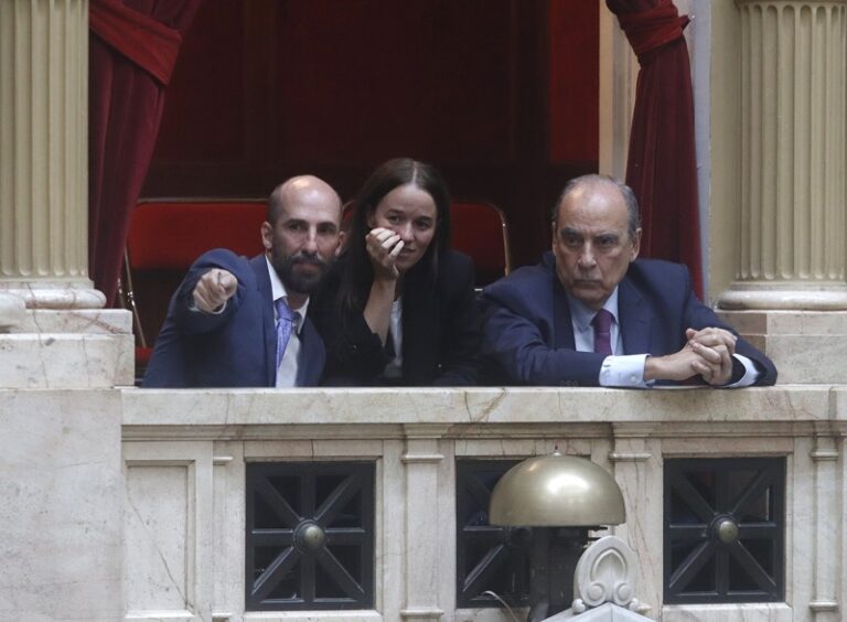 Fue primicia de LPO: Santiago Caputo se quedó con la secretaría Legal y Técnica