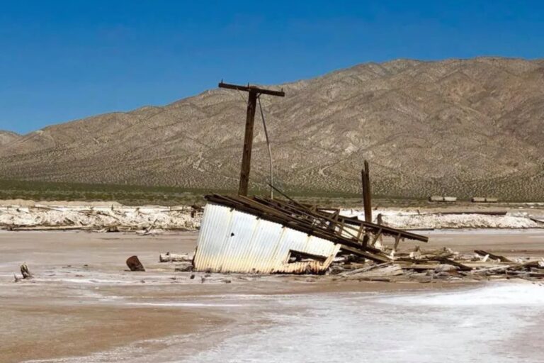 El pueblo de California que se hunde tras un pasado de éxito: condenado a desaparecer