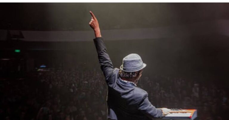 Nico Sorín Octeto electrónico. La venganza de Astor Piazzolla