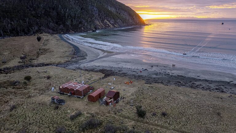 Rechazo de ONG a ejercicios militares en Isla de los Estados