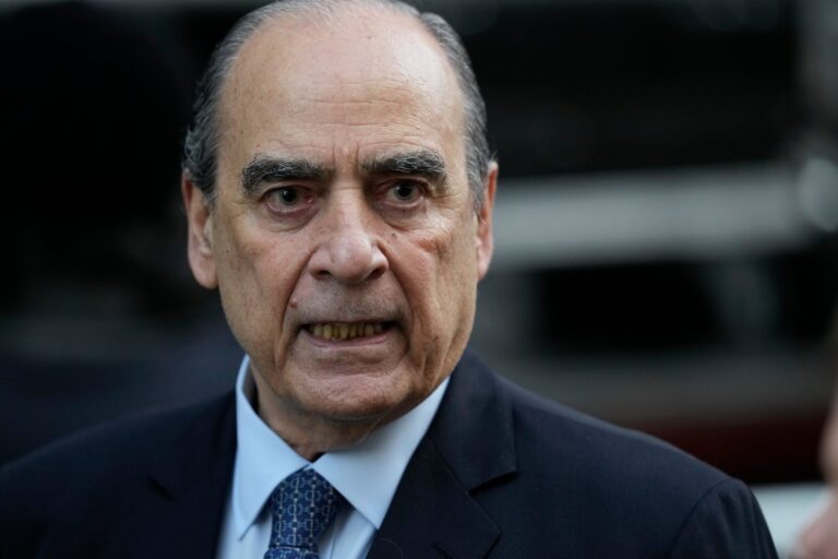 Aumento de las jubilaciones: Francos advirtió al Senado tras la aprobación en Diputados