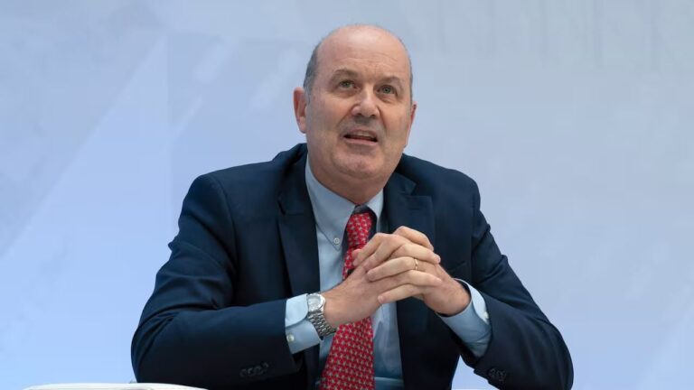 Federico Sturzenegger promete llevar la motosierra a las provincias