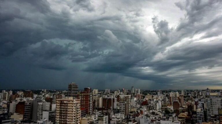 En vivo la tormenta de Santa Rosa en Buenos Aires y todo el país: minuto a minuto las lluvias y ciclogénesis