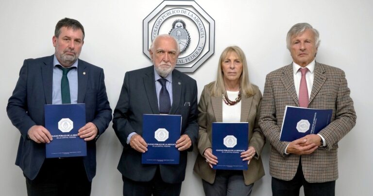 Colegios de abogados pidieron a Javier Milei que cubra vacantes en juzgados federales y nacionales