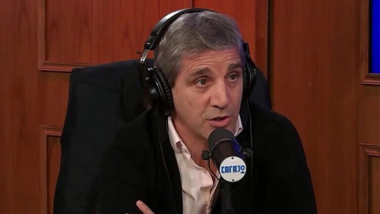 El Banco Central vendió casi U$S 700 millones para frenar el dólar