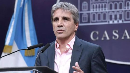 2291468-reunion-financiera-de-alto-nivel-en-buenos-aires-caputo-y-banca-internacional-fortale68fc31860bef3