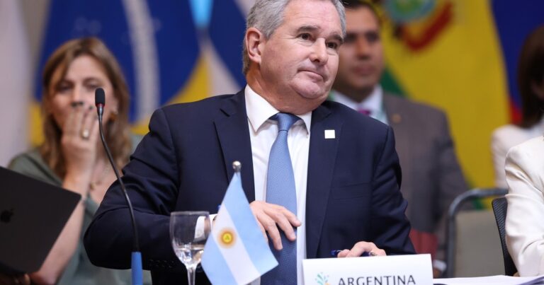 El Gobierno envió sus condolencias a España por el accidente de trenes que dejó más de 40 muertos