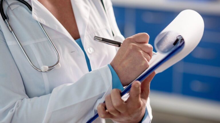 El Gobierno dio de baja 135 prepagas durante su gestión: cuáles son y por qué fueron eliminadas del registro