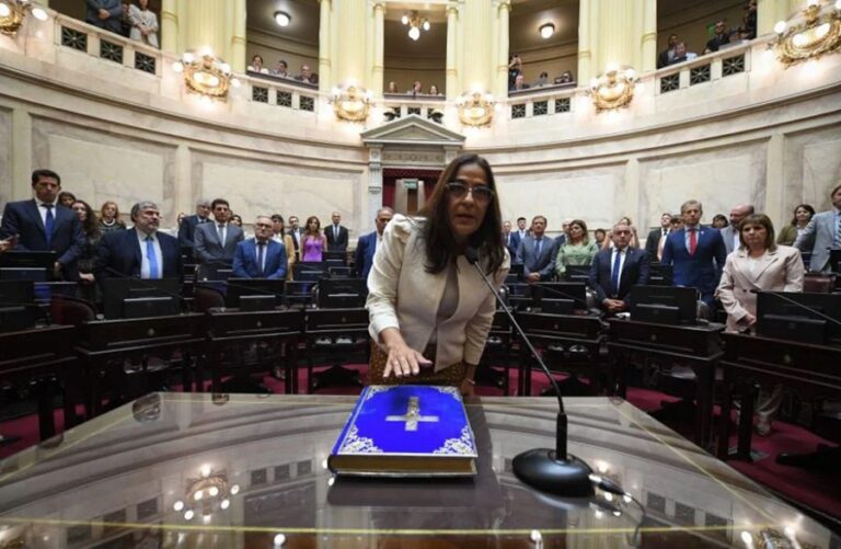 LLA cedió la vicepresidencia del Senado a peronistas aliados