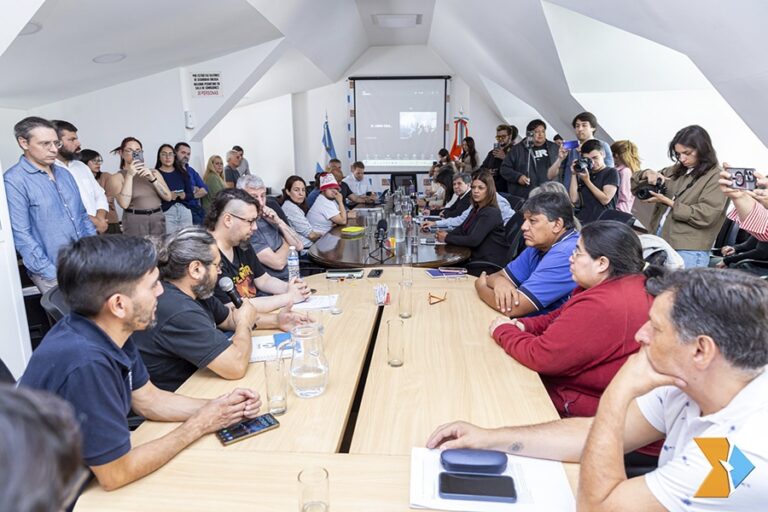 Legisladores rechazan el proyecto del SUTEF para financiar el sistema educativo