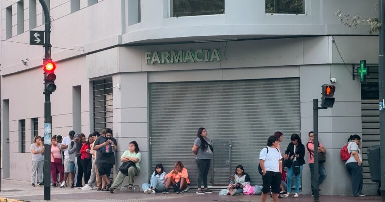 En 2 años el empleo «en negro creció en 376.000 trabajadores