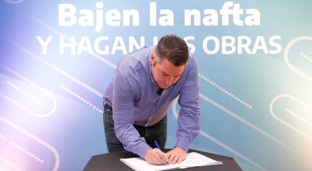 Intendente Martín Perez durante su participación en el Encuentro Nacional de la FAM.