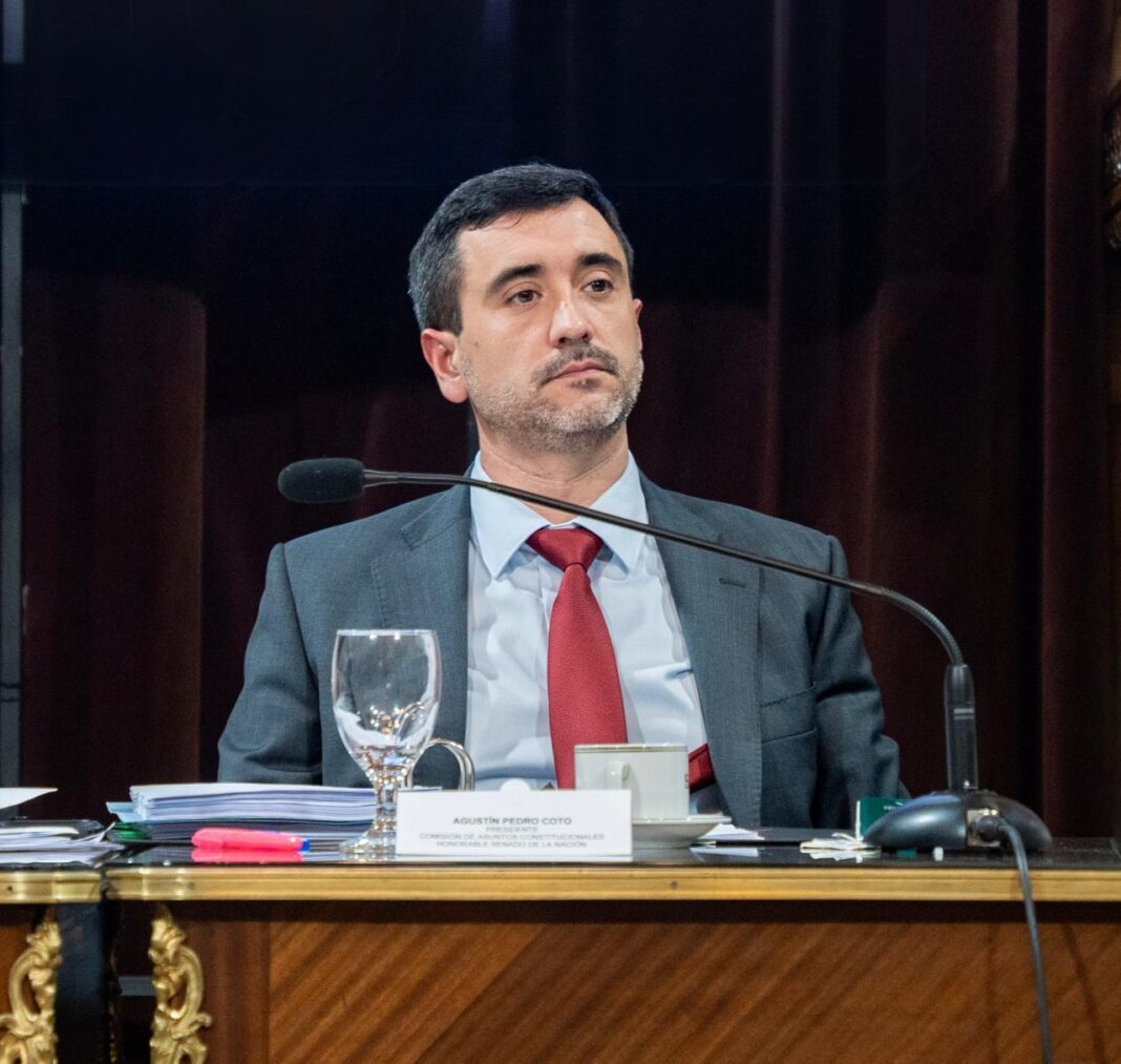 Senador Agustín Coto en declaración sobre veto a reforma constitucional en Tierra del Fuego