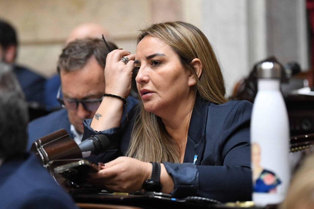 Diputada nacional Andrea Freites en el Congreso